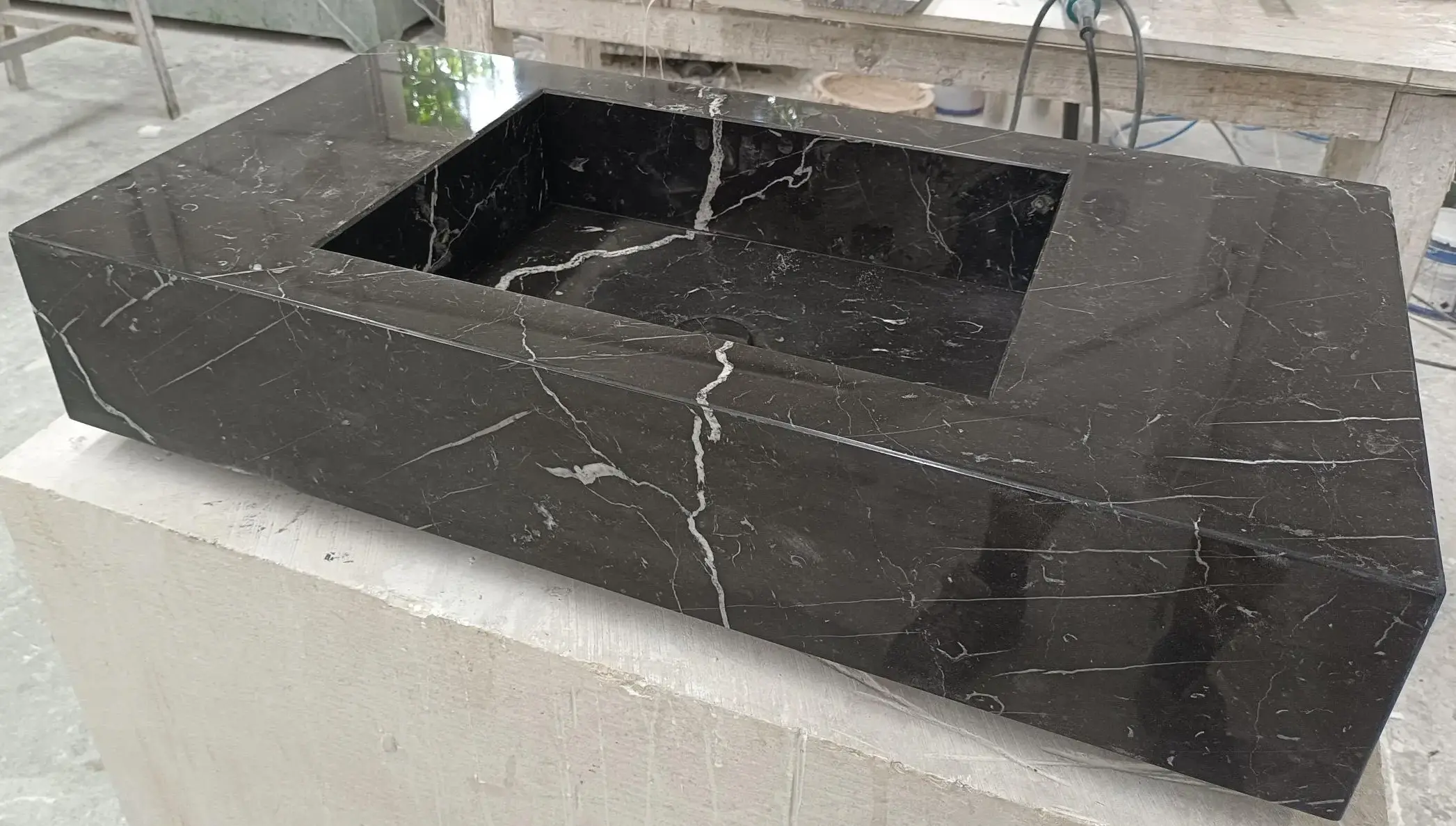 GB 10 LAVABO NEGRO MARQUINA