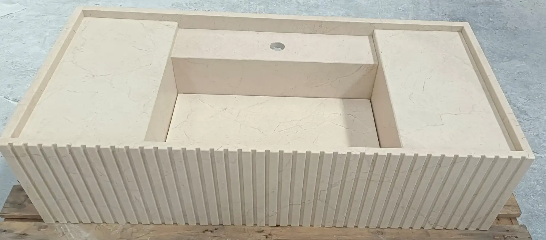 GB 8  LAVABO CREMA MARFIL